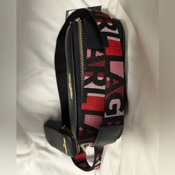 Karl Lagerfeld NWT Black Crossbody with Beautiful Strap and Attached coin purse! - Picture 5 of 9